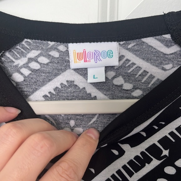 Women’s LulaRoe black and white Randy size Large - Picture 3 of 5